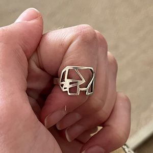 Silver geometric elephant ring size 5.5 or 5 1/2